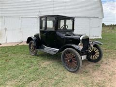 1926 Ford Model T 2-Door Coupe 