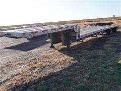 2017 Reitnouer 53' T/A Spread Axle Step Deck Trailer 