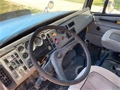 items/c813088ee918ed11b5cf0003fff934d4/1999freightlinerfl112tatrucktractor-3_5c6f66814d7543f59a3a8d6fd734d058.jpg