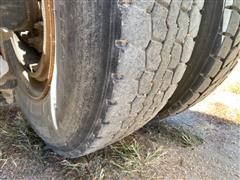items/c813088ee918ed11b5cf0003fff934d4/1999freightlinerfl112tatrucktractor-3_62befe34ca6045f39d73ba40cc444333.jpg