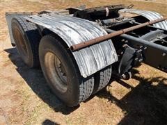 items/c813088ee918ed11b5cf0003fff934d4/1999freightlinerfl112tatrucktractor-3_bffc7d4145394fc6b72ae71c843fd9f8.jpg