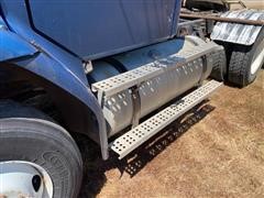 items/c813088ee918ed11b5cf0003fff934d4/1999freightlinerfl112tatrucktractor-3_dd4d0f09afc74c6086b43f88e0ec2f8f.jpg