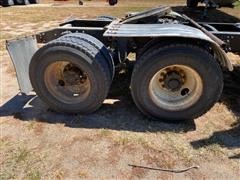 items/c813088ee918ed11b5cf0003fff934d4/1999freightlinerfl112tatrucktractor-3_e90dd66e7d0144048293bd48fca073ab.jpg