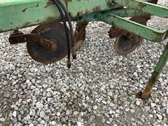 items/c824d54a4589ee11a81c6045bd4a636e/johndeere14505bottomplow-2_9bd10355c6994b0690c32209bb220557.jpg