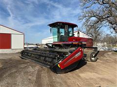 2007 MacDon 9352c Self-Propelled Windrower 