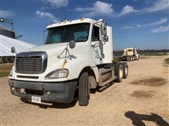 2004 Freightliner T/A Truck Tractor 