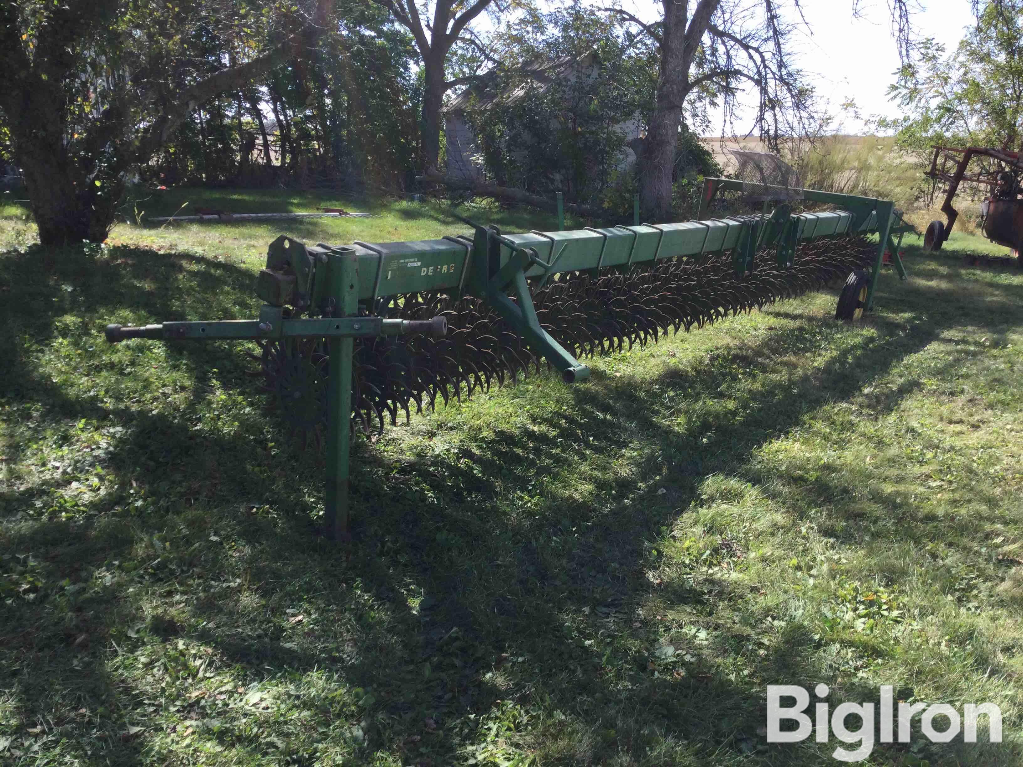 John Deere 400 30’ Rotary Hoe 