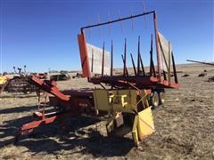 New Holland 1033 Stack Wagon 