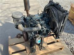 Kubota D905 3 Cylinder Diesel Engine 