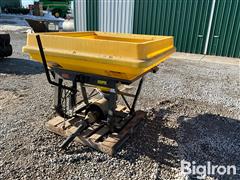 2020 Tar River SQTF-800A Rotary Seeder/Spreader 