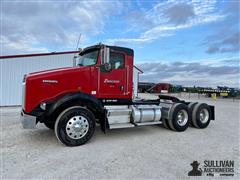 2005 Kenworth T800 T/A Truck Tractor 