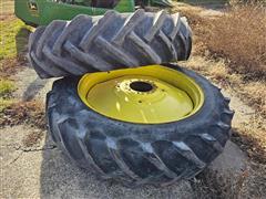 items/c88ed95821a9ee1192bd000d3ad43525/johndeeregoodyeartractorduals_0da15c1a31854ae1be072cde675d7280.jpg