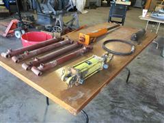 Hydraulic Cylinders 