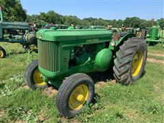 1952 John Deere AO 2WD Tractor 