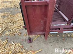 items/c93c67569997ef1195f6000d3a620d5e/2022bigredportablehydrauliclivestockchute_8bc15e9d3aaa40099625fcd9ad106e23.jpg