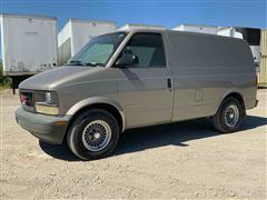 2001 GMC Safari 2WD Multi-Purpose Custom Van 