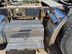 items/c95aba04f75f4832adbeb8ffa3146d56/2013peterbilt389tractortruck_7a70f1ba104240308db6a36f395471c0.jpg