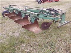 John Deere 4 X 16" Semi-Mounted Steerable Plow 