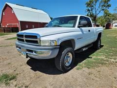 2001 Dodge RAM 2500 4x4 Extended Cab Pickup 