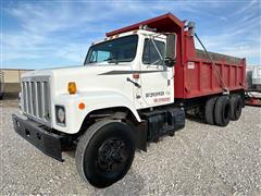 1995 International 2554 T/A Dump Truck 