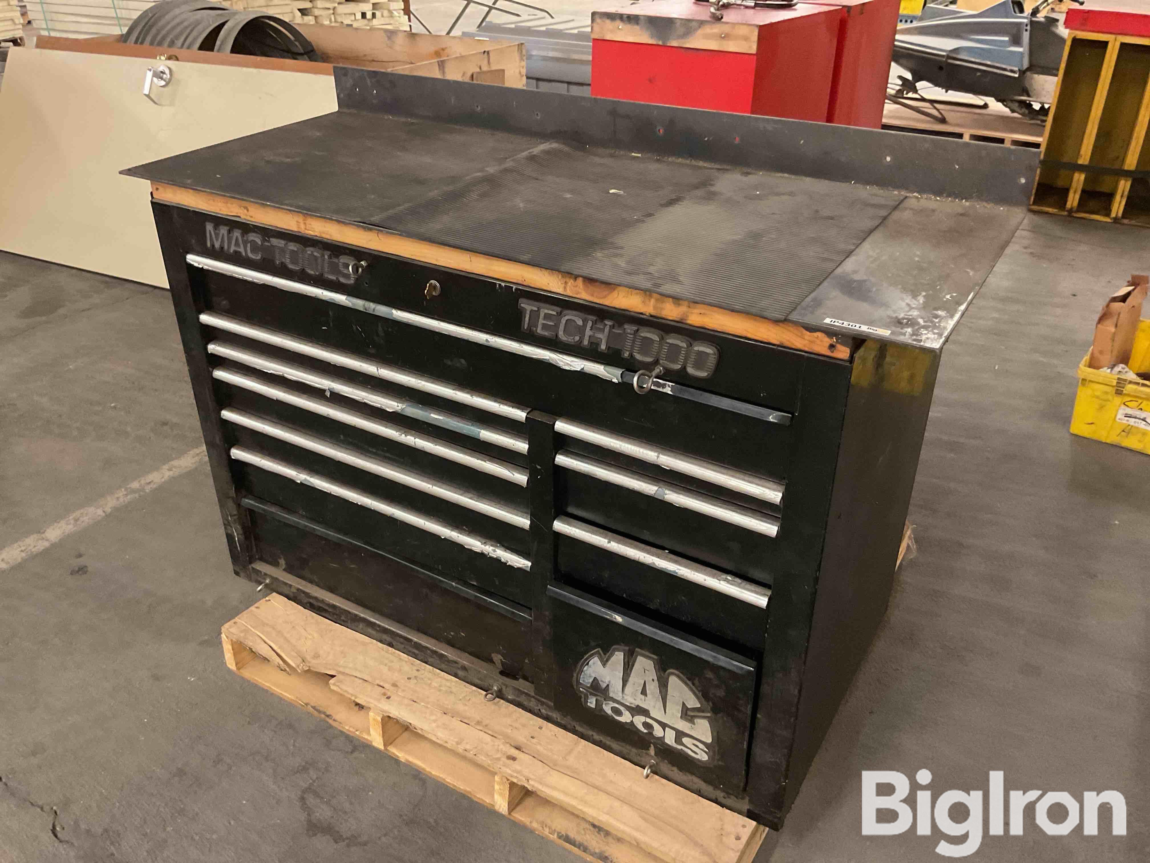 Mac Tools Tech 1000 Toolbox W/Steel Top 