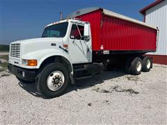 1995 International 4900 T/A Grain Truck 