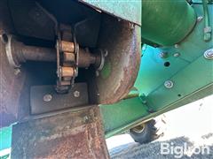 items/c9d92a41d0e5ef11a4dd7c1e5239ace1/john-deere-8820-turbo-combine_d5900aa469f846ddbbf9b4439edd5e24.jpg