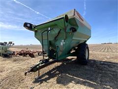 J&M 675-14 Grain Cart 