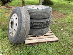 Mounted 275/80R24.5 Truck Tires 