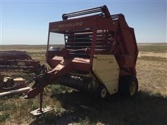 New Holland 851 Round Baler 