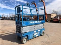 2013 Genie GS2632 Scissor Lift 