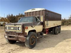 1981 Chevrolet C6500 T/A Grain Truck 