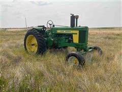 1958 John Deere 720 2WD Tractor 