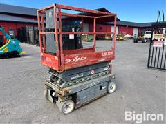 SkyJack SJIII 3219 Electric Self-Propelled Scissor Lift 