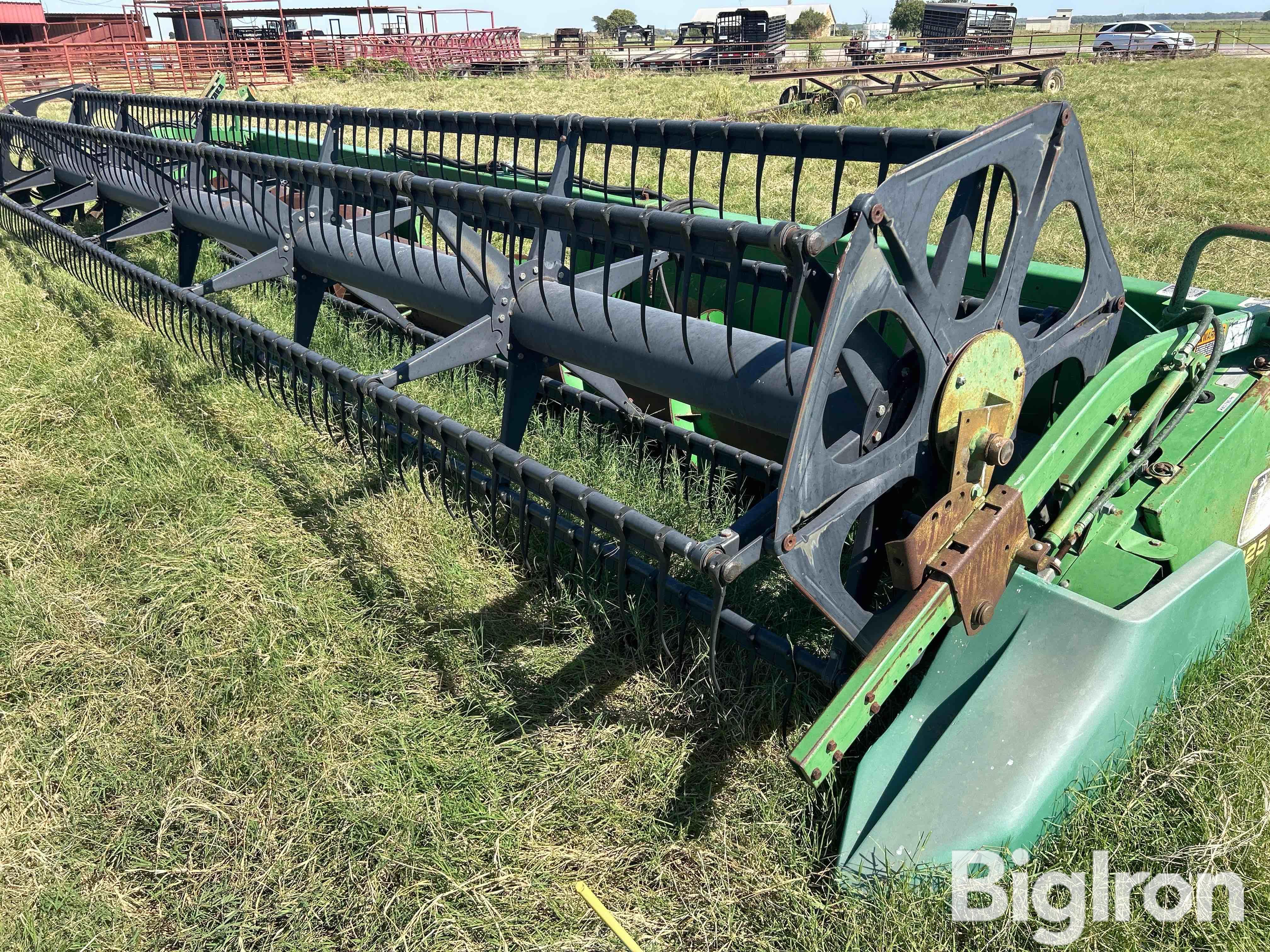 1998 John Deere 925 Platform Header 