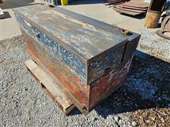 Steel Fuel Transfer Tank & Toolbox 