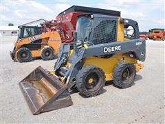 2010 John Deere 332D Skid Steer 