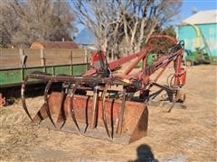Farm Hand F11 Tractor Loader 