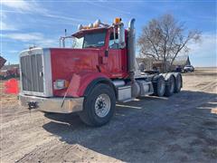 2010 Peterbilt 367 Tri/A Truck Tractor 