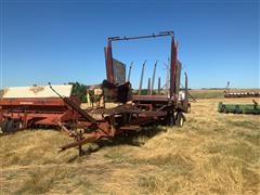 New Holland 1030 Bale Accumulator 