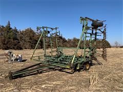 John Deere Field Cultivator 