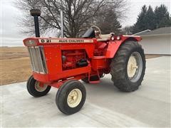 1969 Allis-Chalmers D21 Series II 2WD Tractor 