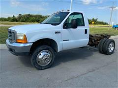 2001 Ford F450 XL Super Duty 2WD Cab & Chassis 