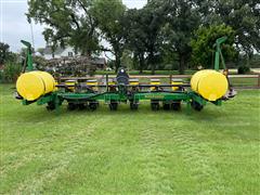 items/cc272a84e327ee11a81c000d3ad3f876/johndeere17008r303-ptplanter_1f83880bb35748ca8e22315d045f8813.jpg