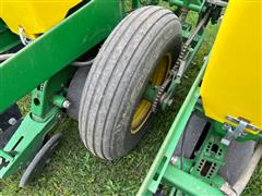 items/cc272a84e327ee11a81c000d3ad3f876/johndeere17008r303-ptplanter_721218bd33c4442b9ab589cefc31c744.jpg