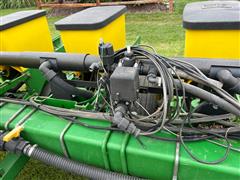 items/cc272a84e327ee11a81c000d3ad3f876/johndeere17008r303-ptplanter_7406c728f48b4e458a5cd8397234250f.jpg