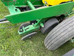 items/cc272a84e327ee11a81c000d3ad3f876/johndeere17008r303-ptplanter_96d71c458af84094aca3b69911694417.jpg