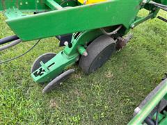 items/cc272a84e327ee11a81c000d3ad3f876/johndeere17008r303-ptplanter_a289e1d75a9743efa1993aaeb38d5f07.jpg