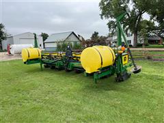 1997 John Deere 1700 MaxEmerge Plus 8R30" 3-Pt Planter 