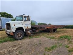 1977 Ford LN9000 T/A Hay Sled 